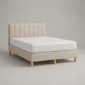 Lit double rembourré en tissu beige 160 × 200 cm avec tête de lit à panneaux verticaux